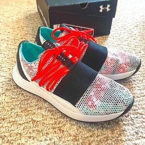 Womens Under Armour Breathe Lace